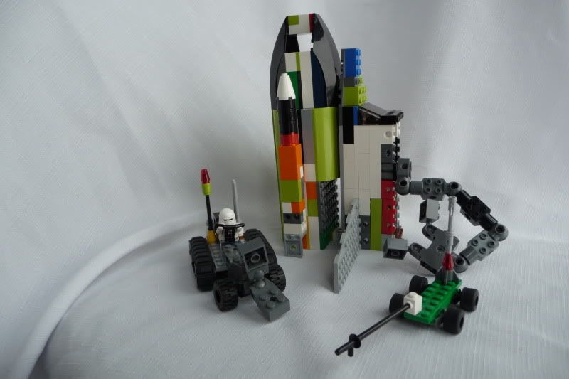 2011,LEGO