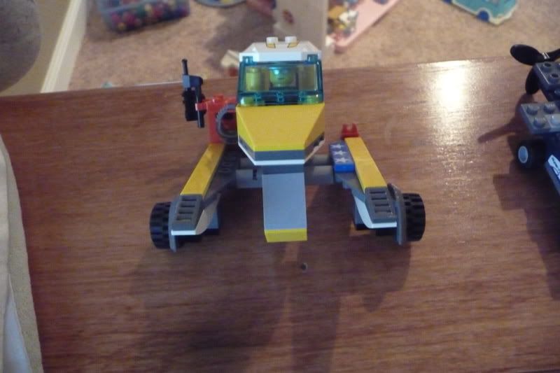 2011,LEGO,kiddo