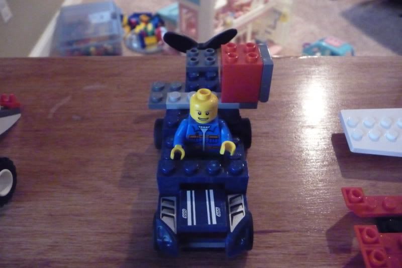 2011,LEGO,kiddo
