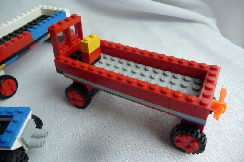 2011,LEGO,kiddo
