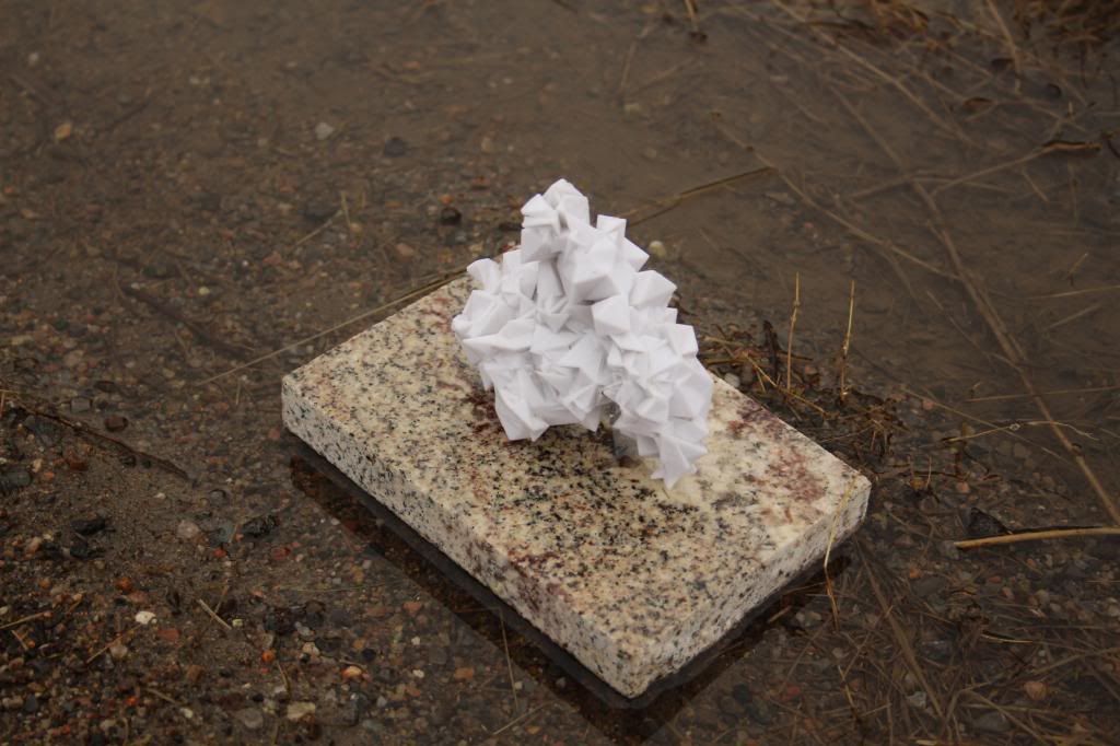 trends google trends: JOBS,
UNEMPLOYMENT and LUXURY GOODS 3d printed object on  marble sample in mud ; vincent charlebois
2013