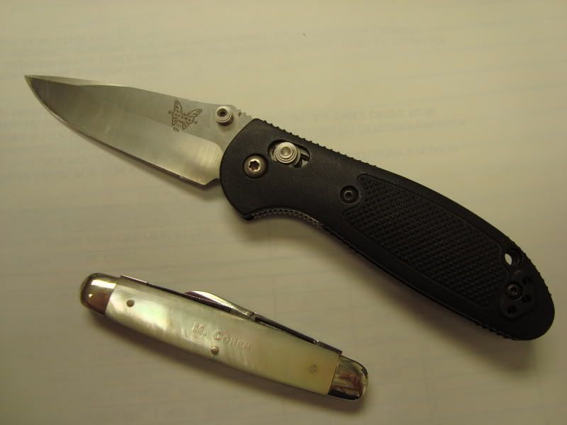 How many Knives do you carry at one time?? All About Pocket Knives