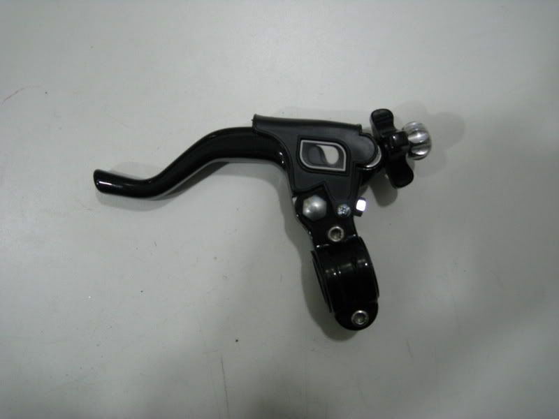 WTF? clutch wrist hurts from wheelies