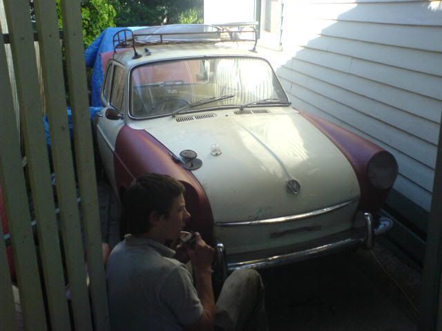 http://i12.photobucket.com/albums/a209/CAFFINEPUSHERMAN/ghia019.jpg