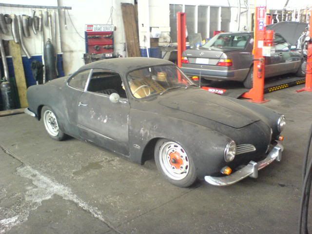 http://i12.photobucket.com/albums/a209/CAFFINEPUSHERMAN/new179.jpg