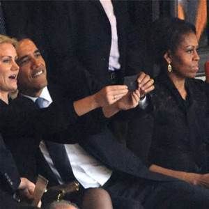  photo Obama Selfie 03_zpsdmoucg52.jpg