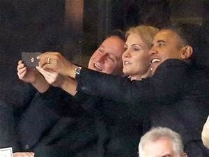 photo Obama Selfie 04_zpstfgpbtss.jpg