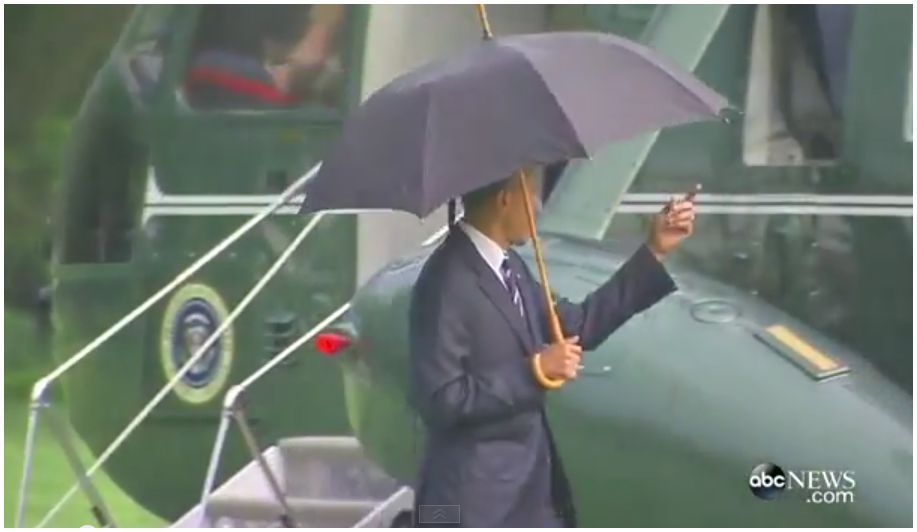  photo Umbrella - Obama  Valerie Jarrett 2_zpssx3q3xbb.jpg