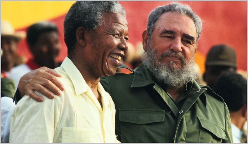  photo Castro w Nelson Mandela 03_zpstds2n0fb.jpg