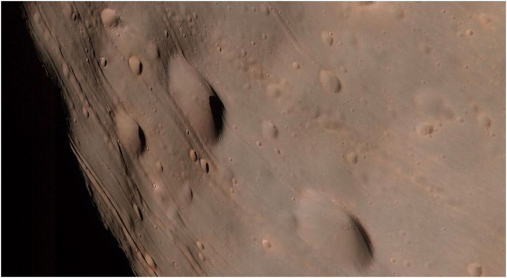  photo Phobos 01_zps8vacvkuz.jpg