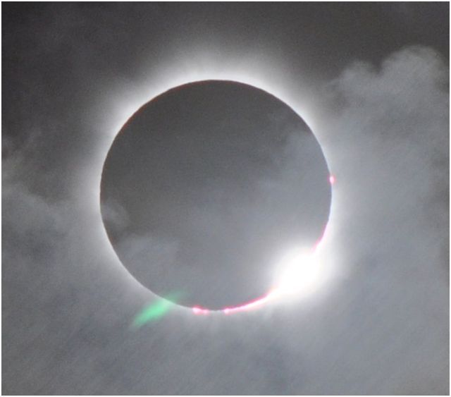 photo Total Solar Eclipse 02_zpscprwn9d9.jpg