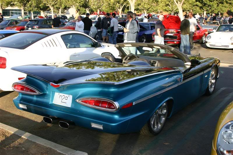 IMAGE: http://i12.photobucket.com/albums/a218/ZJChaser/2006-11-18%20Cars%20and%20Coffee%20Meet/IMG_7727Medium.jpg