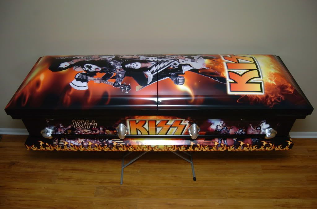 KISS Kasket 2011 Coffin Casket *** RARE*** Memorabilia eBay