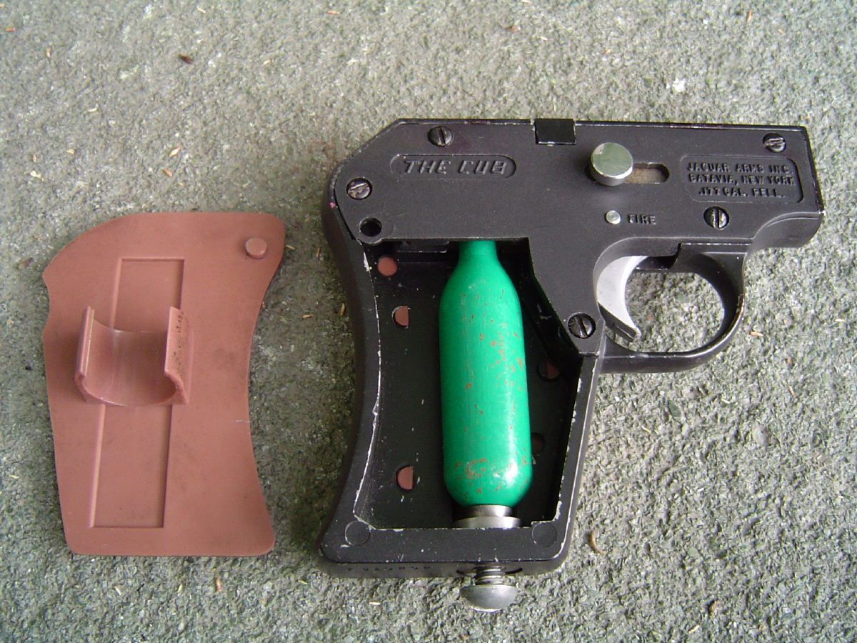 Airgun forum Worlds Smallest Production CO2 Pistol.