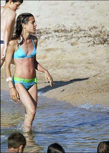 charlotte casiraghi height. Charlotte in bikini. source: worldroots
