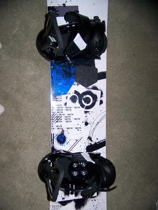 Brand new Alibi Snowboard Burton boots and bindings