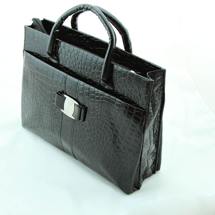 ... of Crocodile Pattern Tote Bag Horizontal Version (Black