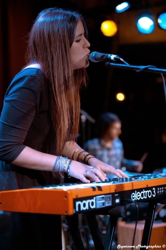 IMAGE: http://i12.photobucket.com/albums/a225/supernova74/IMG_0409.jpg