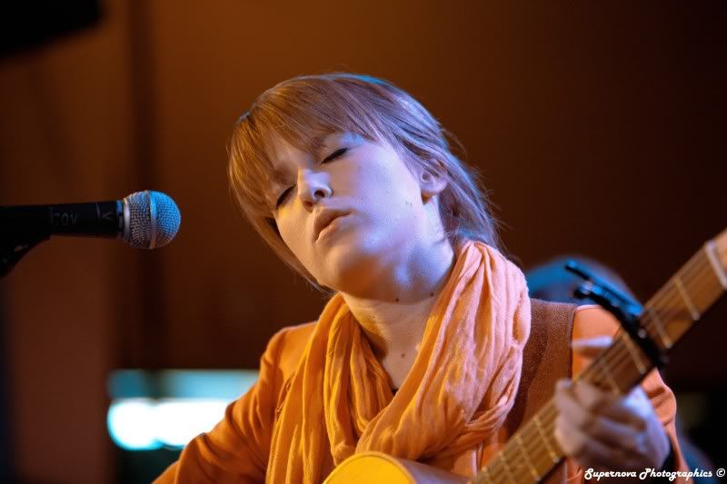 IMAGE: http://i12.photobucket.com/albums/a225/supernova74/IMG_0434.jpg