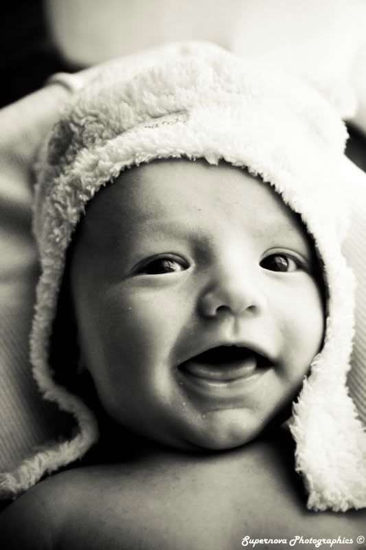 IMAGE: http://i12.photobucket.com/albums/a225/supernova74/IMG_7931-2.jpg