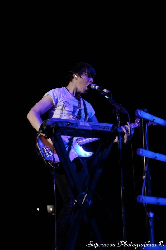 IMAGE: http://i12.photobucket.com/albums/a225/supernova74/TheWombats_042.jpg