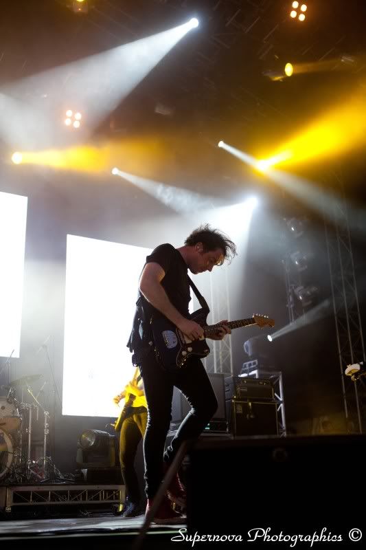 IMAGE: http://i12.photobucket.com/albums/a225/supernova74/_728.jpg