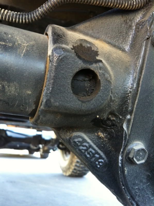Dana 44 leaking at the axle tubes and weld plugs. HELP!! Jeep