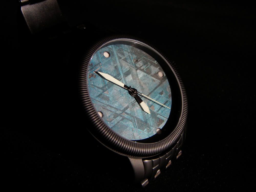 skm b16 watch review