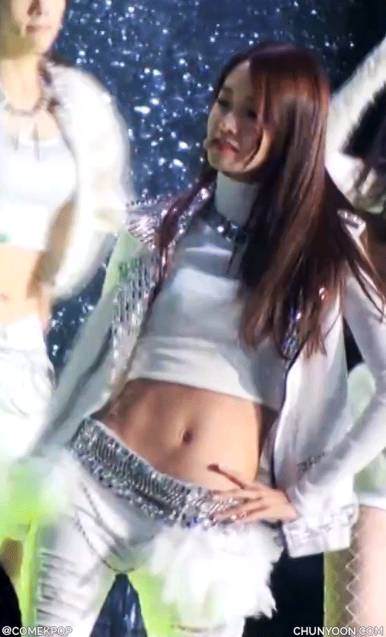 yoona1-4_zpshe7nuy5w.gif