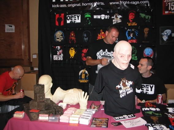 [Image: MonsterManiaCon06-Cory006.jpg]