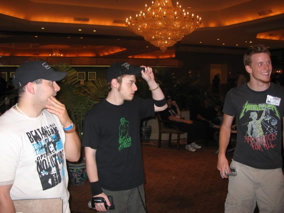 [Image: MonsterManiaCon06-Cory094.jpg]