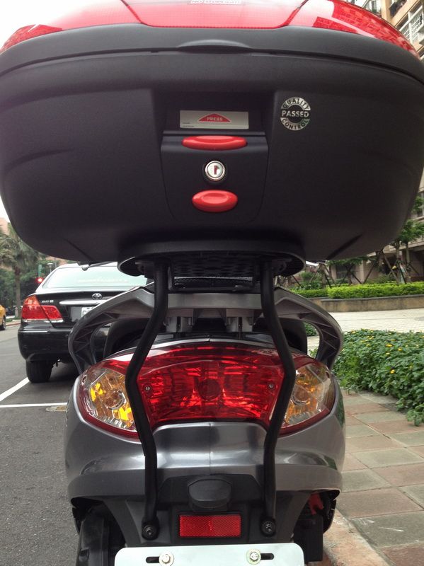 RV180euro後箱選購問題(後架補強完畢,選購GIVI E450箱子)9257||小老婆汽機車資訊網