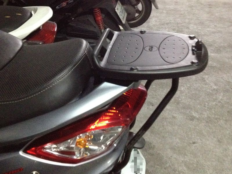 RV180euro後箱選購問題(後架補強完畢,選購GIVI E450箱子)4773||小老婆汽機車資訊網