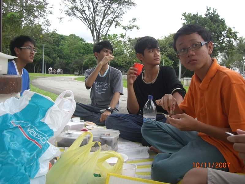 Photo Sharing and Video Hosting at Photobucket