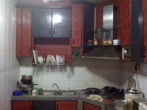 kitchen_cabinet.jpg