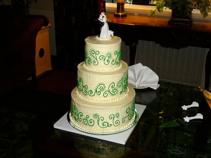 and small projects that take no time at all like the wedding cake I made