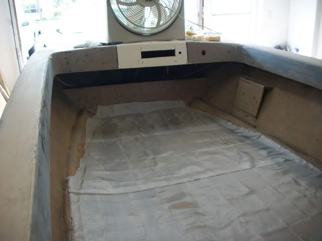 vendo glastron v 142 motore evinrude 35 CV guidabile anche senza patentecon