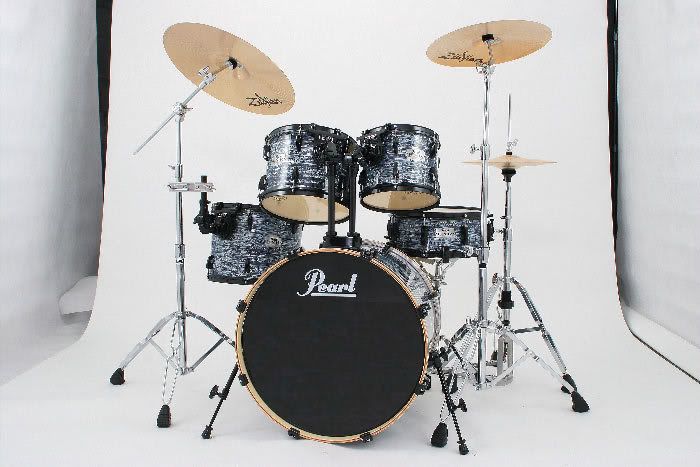 IMAGE: http://i12.photobucket.com/albums/a244/wal000/kit1.jpg