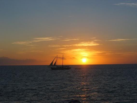 sunset sailboat photo: Sailboat castawaysailboatsmaller.jpg