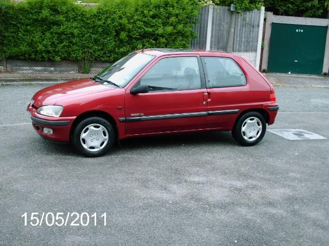 Peugeot106May2011002.jpg