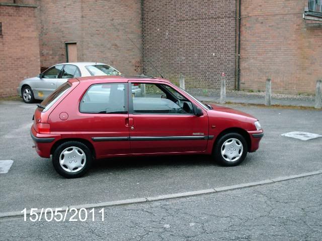 Peugeot106May2011006.jpg