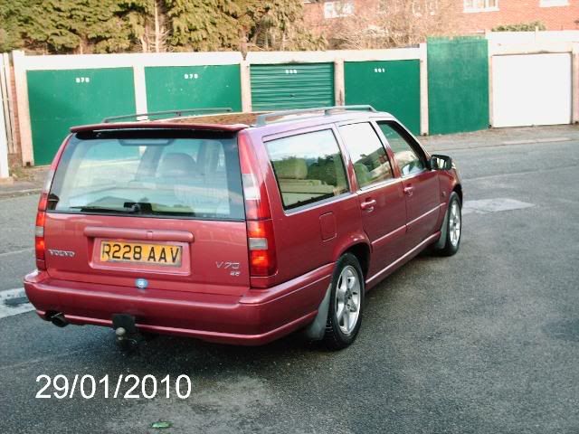 VolvoV70Jan2010002.jpg