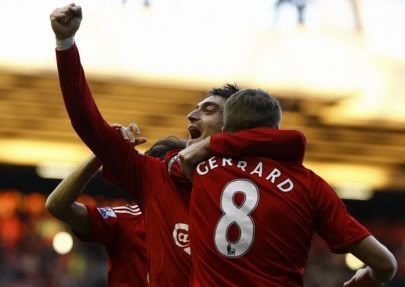 Albert Riera abriu caminho à vitória do Liverpool