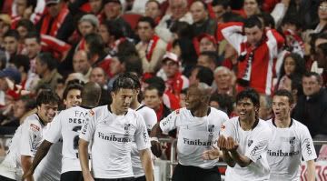 Roberto marcou ao Benfica