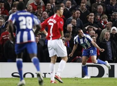 Mariano González empatou em Old Trafford Mariano González empatou em Old Trafford