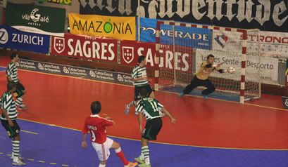 O Sporting bateu o Benfica no primeiro dérbi do Nacional de Futsal