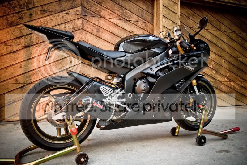 Yamaha R6 2008 Raven