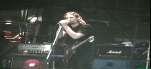 http://i12.photobucket.com/albums/a242/Nickelback_Micke/vlcsnap-11296283.png